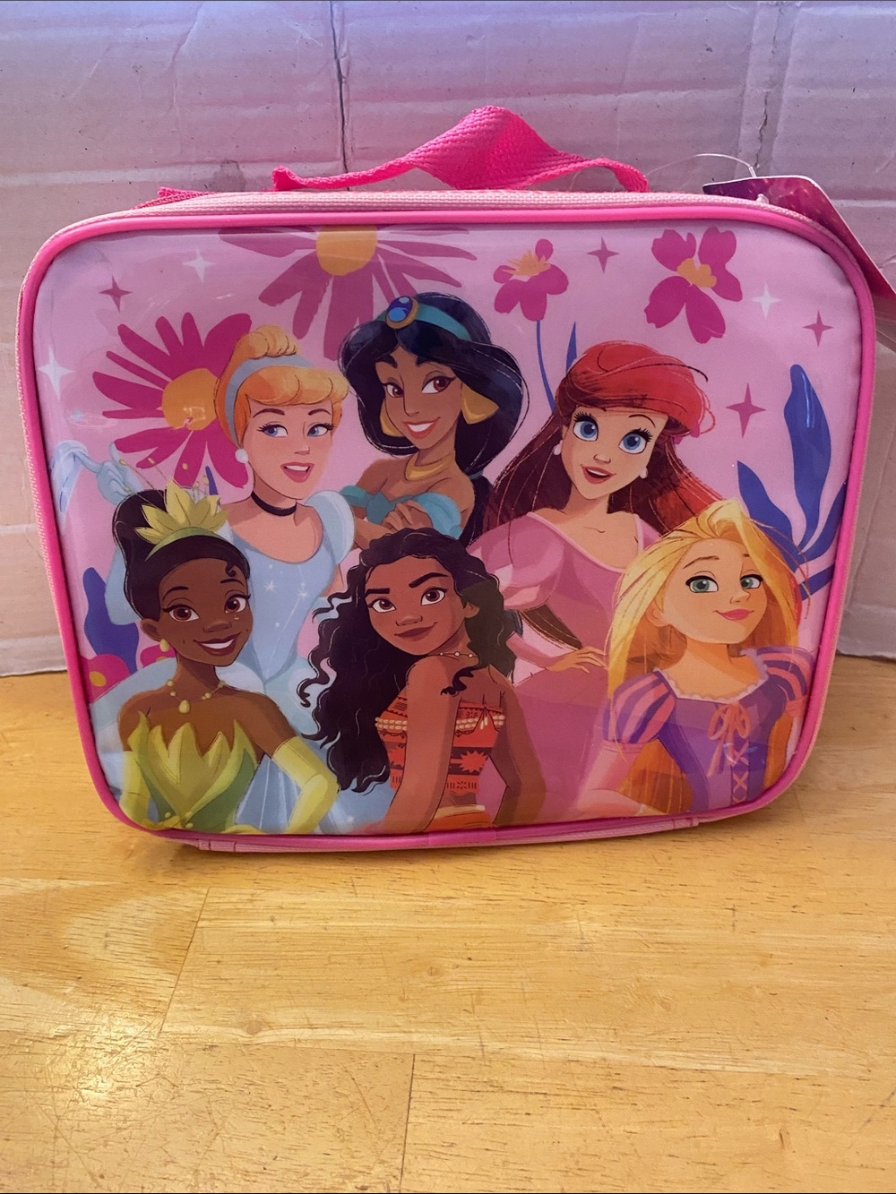Disney Princess Pink soft sided lunch Tote with Multi-Princess Art NWT
